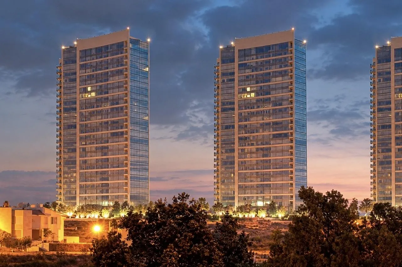La Vista Towers