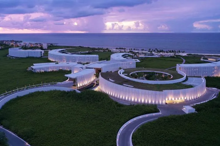 St. Regis Kanai Resort