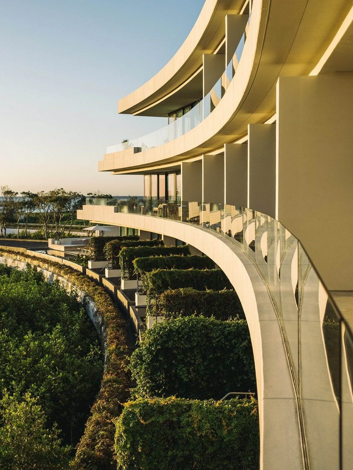 Curved Guest Room Balconies
